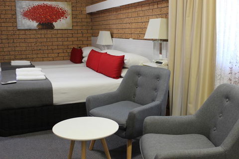 Golden Harvest Motor Inn Moree - Australian Directory 0