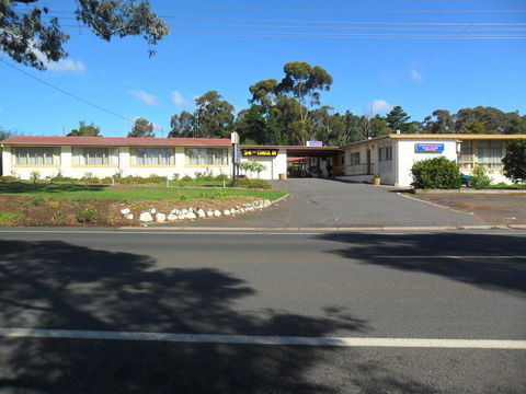 Golden Hills Motel - Australian Directory 1