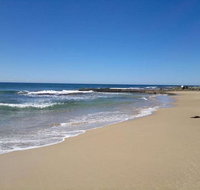 Golden Sands 1 - Absolute Beachfront - Australian Directory