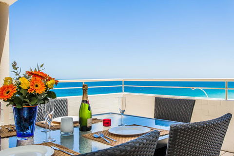 Golden Sands Beach Apartment - Australian Directory 0