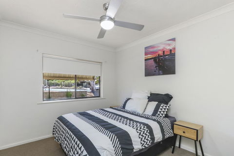 Gossan Street Units - Australian Directory 2
