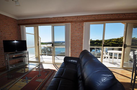Grand Pacific 1 - Unit 4 - Australian Directory 1