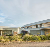 Great Ocean Walk Retreat - Australian Directory