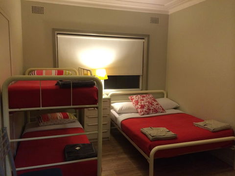Guesthouse 83 - Australian Directory 1