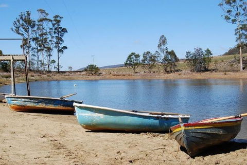 Gumleaves Bush Holidays - Australian Directory 1