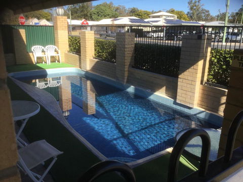 Gunsynd Motor Inn - Australian Directory 3