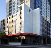 H on Mitchell Apartment Hotel - Australian Directory