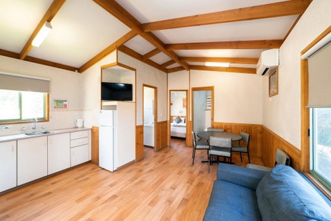 Halls Gap Gardens Caravan Park - Australian Directory 2