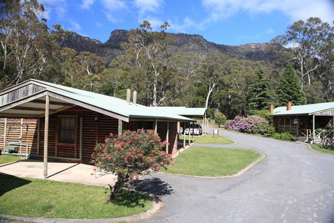 Halls Gap Log Cabins - Australian Directory 0