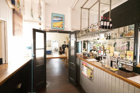 Halse Lodge - Australian Directory 3