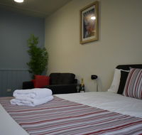 Hamilton Lakeside Motel - Australian Directory