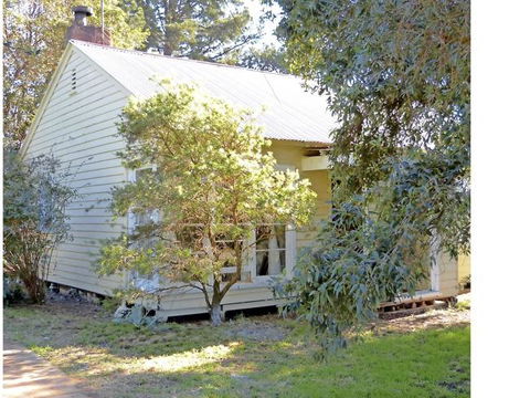 Happy Cozy House For Holidays, Beach, BBQ, Pet Friendly 35kms From CBD In Country Life Style !!! - Australian Directory 1