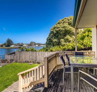 Harbour Lights - Australian Directory