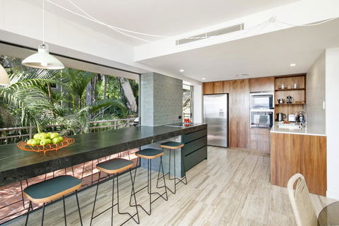 Hastings Park Apartment 9 - Australian Directory 1