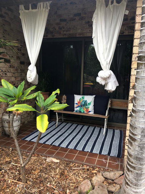 Hawthorn River Retreat - Australian Directory 2