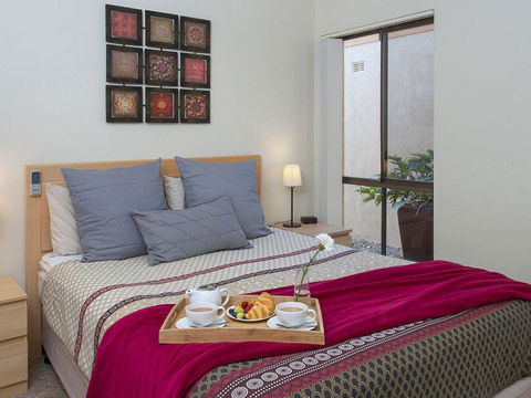 Headland Hideaway- Kiama - Australian Directory 2