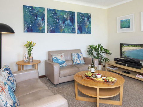 Headland Hideaway- Kiama - Australian Directory 3