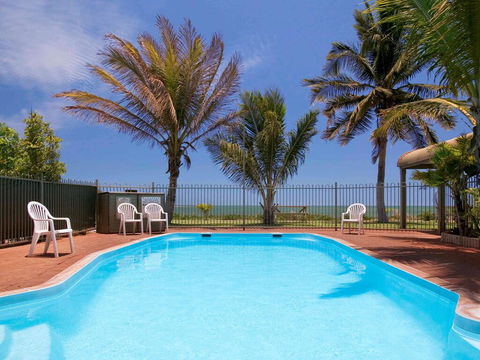 Hedland Hotel - Australian Directory 0