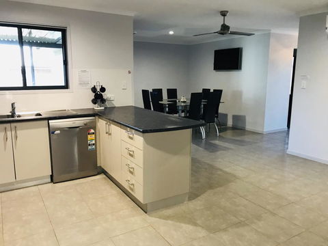 Hervey Bay Holiday Home - Australian Directory 2