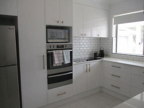 Hibbard Waterfront Escape - Australian Directory 2