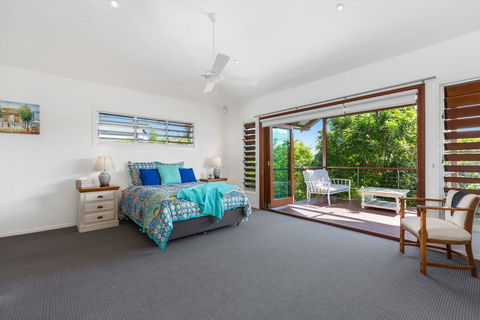 Hidden Escape On Casuarina Beech - Australian Directory 3