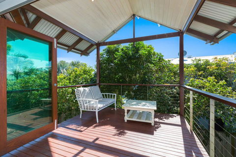 Hidden Escape On Casuarina Beech - Australian Directory 0