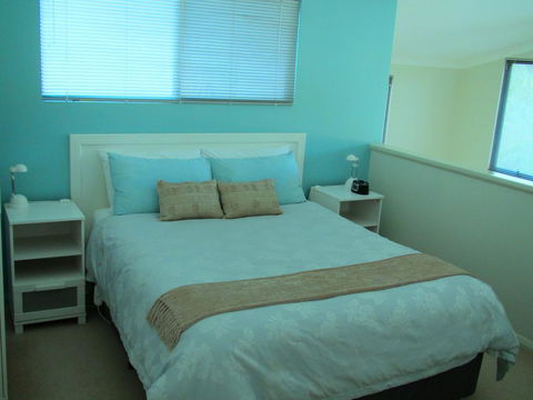 Hidden Grove Retreat - Australian Directory 2