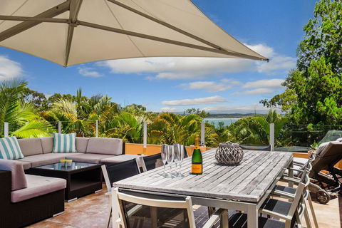 Hidden Rainforest Oasis, Little Cove - Australian Directory 0