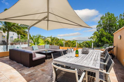 Hidden Rainforest Oasis, Little Cove - Australian Directory 1