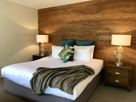 Hidden Valley Forest Retreat - Australian Directory 1