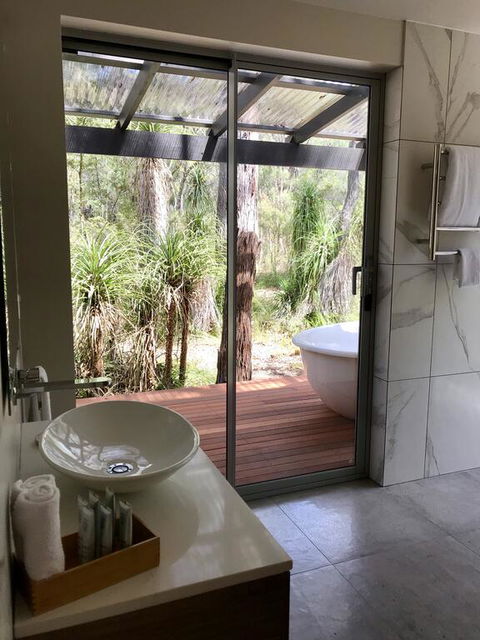 Hidden Valley Forest Retreat - Australian Directory 3