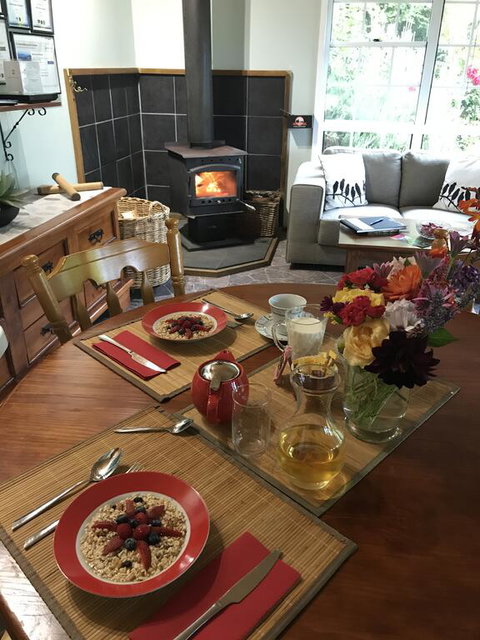 Hillside Bed And Breakfast - Australian Directory 2