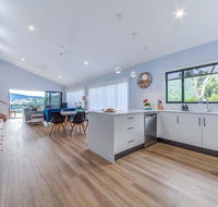 Hillside Haven - Airlie Beach - Australian Directory