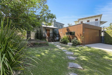 Holiday Hideaway, Sunshine Beach - Australian Directory 0