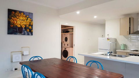 Homely Getaways - Eighth Street Mildura - Australian Directory 2