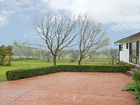 Hope - Country Farm Stay For Large Groups - Australian Directory 2