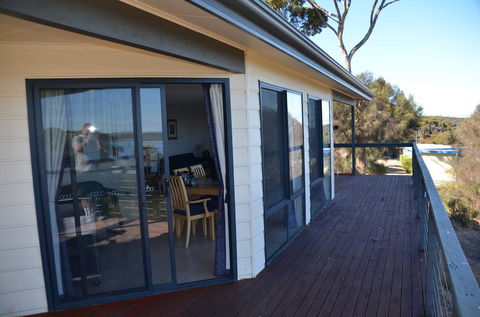 Horizon Lodge - Australian Directory 3
