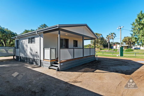 Horrocks Beach Caravan Park - Australian Directory 3