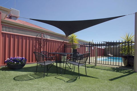 Horsham Country City Motor Inn - Australian Directory 3