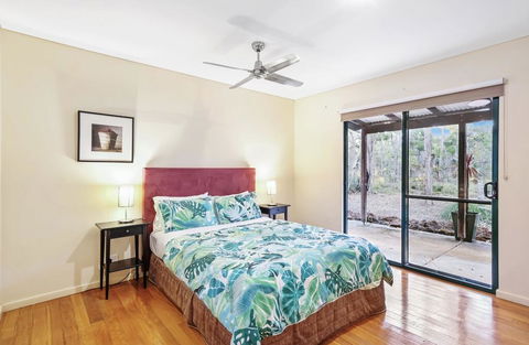 Island Brook Estate Winery And Chalets - Australian Directory 3