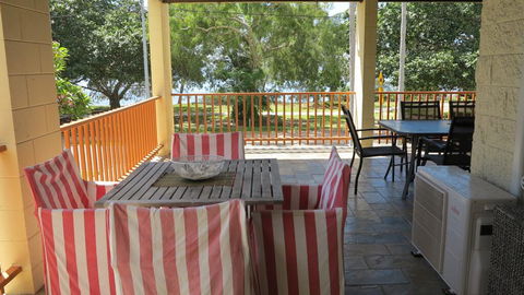 Island View Unit 3/40 Marine Parade - Australian Directory 0