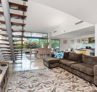 Jades Apartments - Australian Directory