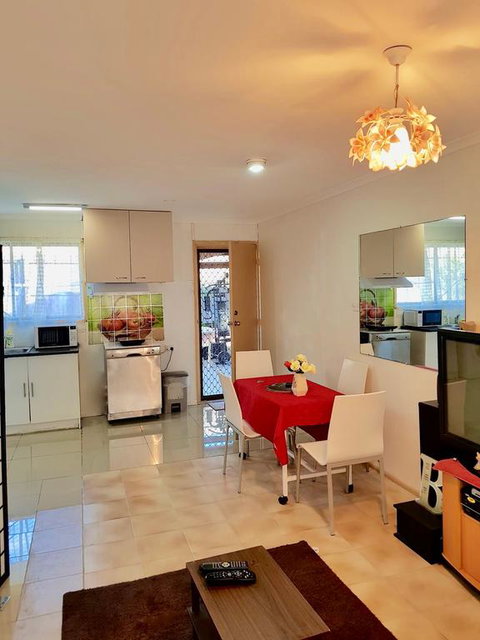 JJJGM PLACE @ ALEX HILLS - Australian Directory 3