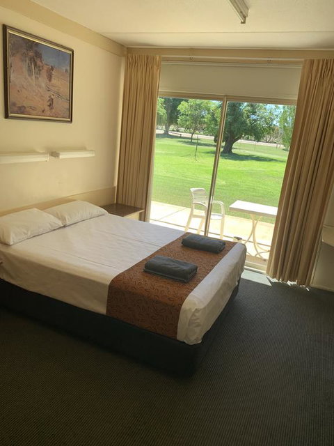 Jumbuck Motel - Australian Directory 0