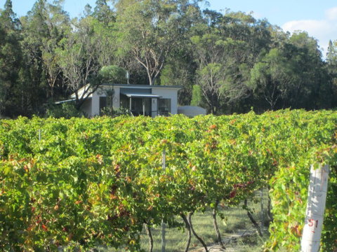 Just Red Wines Cabins - Australian Directory 0