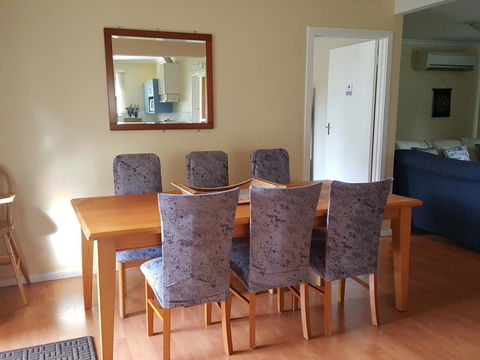 Kaishua House - JK Family Lake House - Australian Directory 3