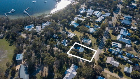 Kambera - Pet Friendly Cottage On Raymond Island - Australian Directory 0