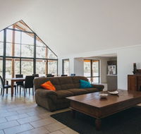 Kangaroo Retreat - Australian Directory