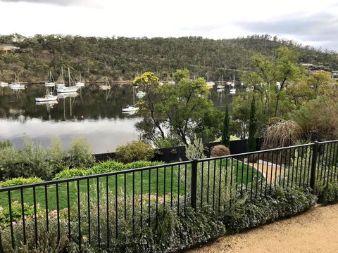Karinya - Australian Directory 3