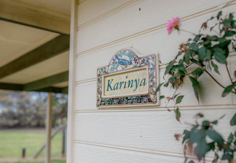 Karinya Cottage - Pet Friendly Country Retreat - Australian Directory 3